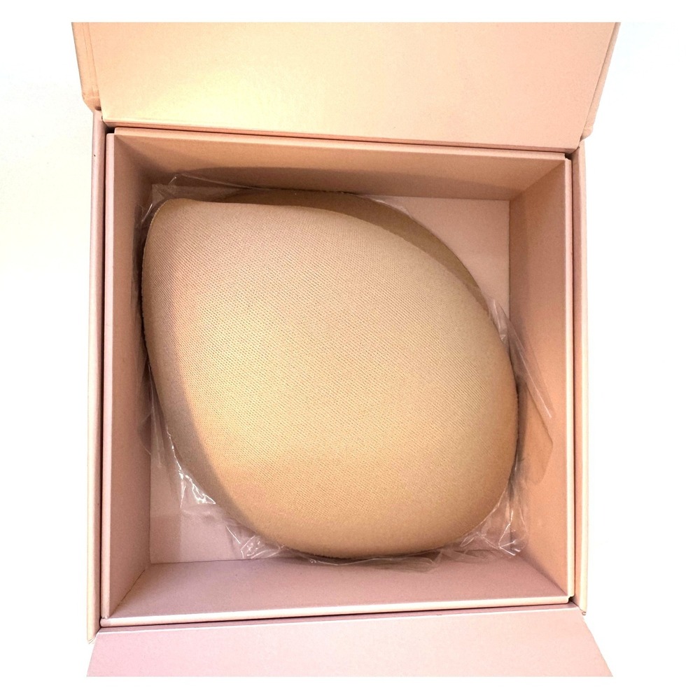 BOOMBA Sticky Bra Beige Size D Strapless Adhesive Silicone NEW - Picture 3 of 6